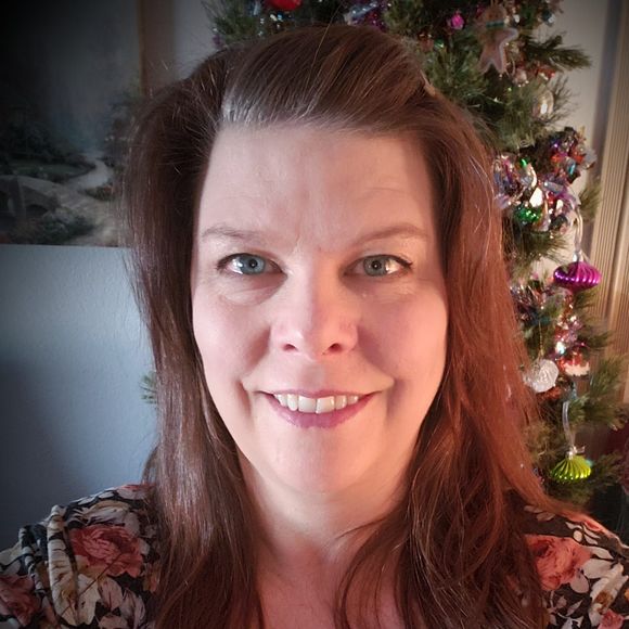 Meet your Posher, Sandii - Picture 1 of 1